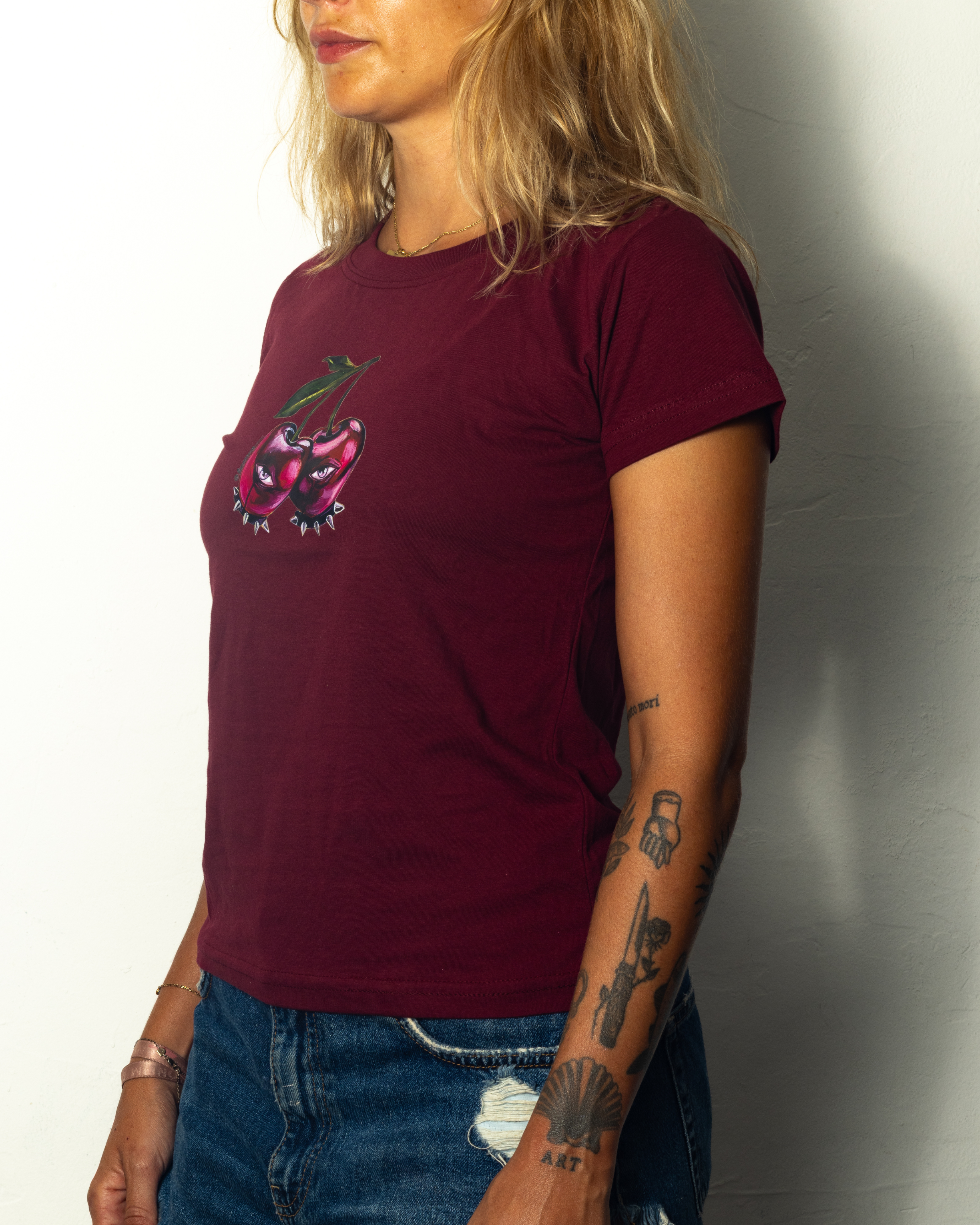 Camiseta Babylook Cereja